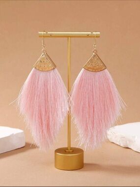 Soft Pink Feather Drop Earrings with Gold Accents